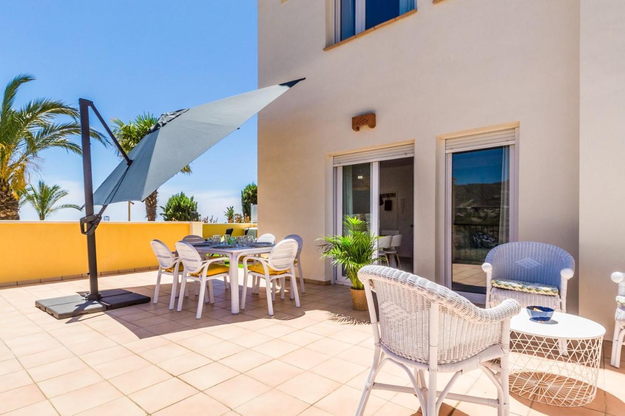 Infinityhouse Villa อัลมูเญการ์ ภายนอก รูปภาพ