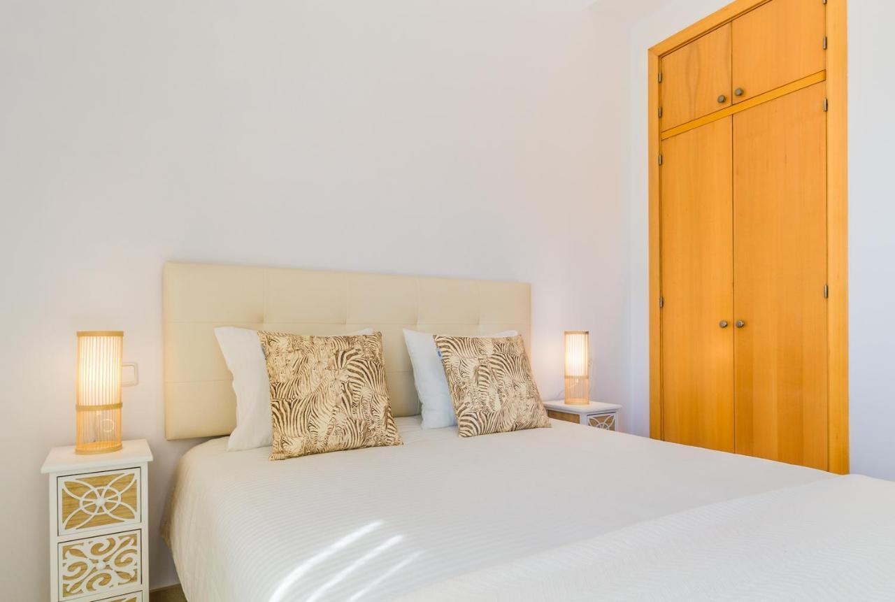 Infinityhouse Villa อัลมูเญการ์ ภายนอก รูปภาพ